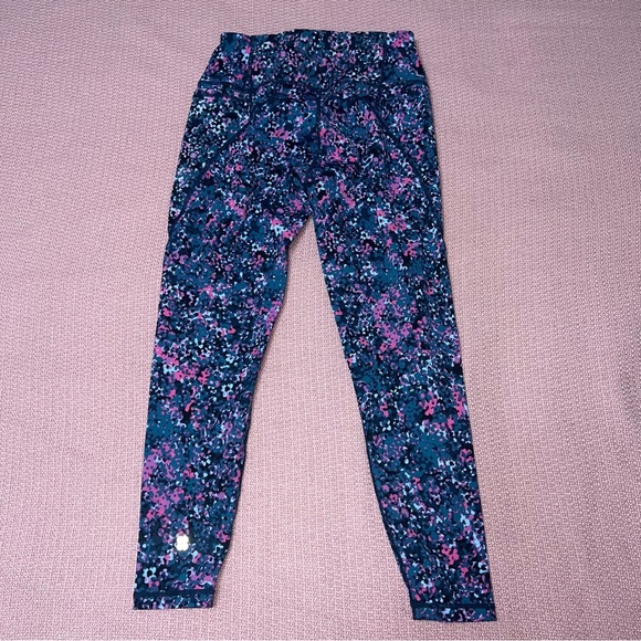 Sweaty Betty Power 7/8 Leggings Women’s size 6 Pink Scattered Petal Print Yoga - Picture 4 of 7